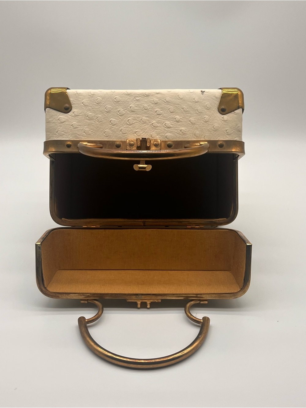 Lizette Vintage Train Case Purse Vanity Box Handbag Embossed Leather Gold/Brass - Picture 8 of 12